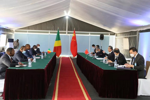 وزير الخارجية الصيني يلتقي وزير التعاون الدولي بجمهورية الكونغو