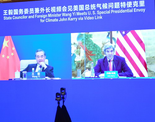 وزير الخارجية الصيني: تحسين العلاقات الصينية-الأمريكية مطلوب للتعاون في مجال تغير المناخ