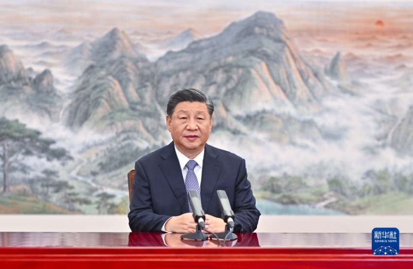 Xi Jinping Hadiri KTT CEO APEC dan Sampaikan Pidato