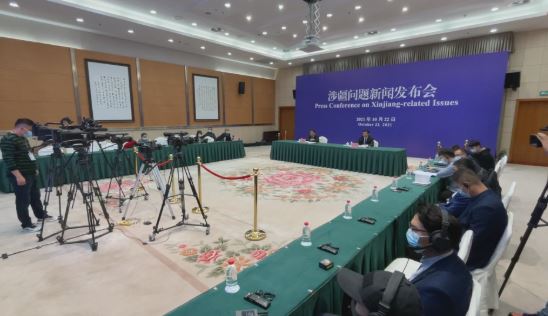 新疆で記者会見 米国の反中国言論を批判