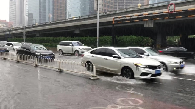 北京 豪雨受けて防災対策が続く
