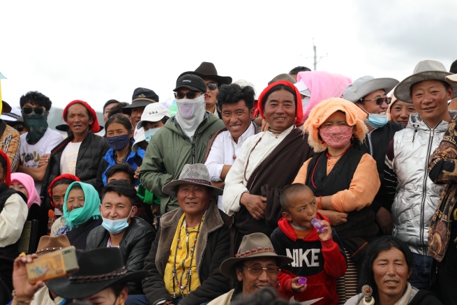 青海チベット高原をゆく⑥－当雄県烏瑪塘郷で競馬祭を観戦