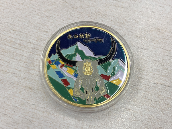 【チベット探訪】記者日記⑥〜ラサ記念メダルの数々〜