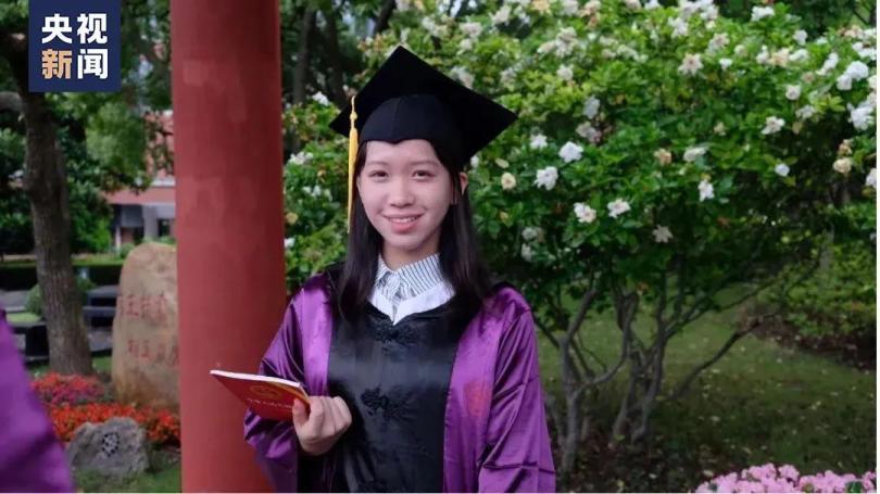“สาวชิงหวาป่วยหนักไม่ยอมแพ้ชีวิต”เรื่องประทับใจชาวเน็ตจีน