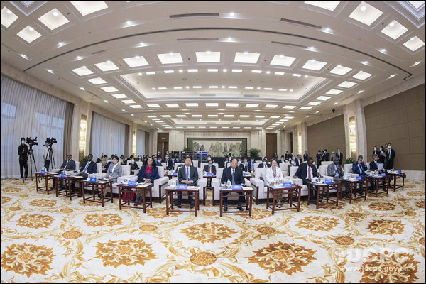 ‘สี จิ้นผิง’ส่งสารแสดงความยินดีการประชุมฟอรั่มภาคเอกชนจีน-แอฟริกา ครั้งที่ 6