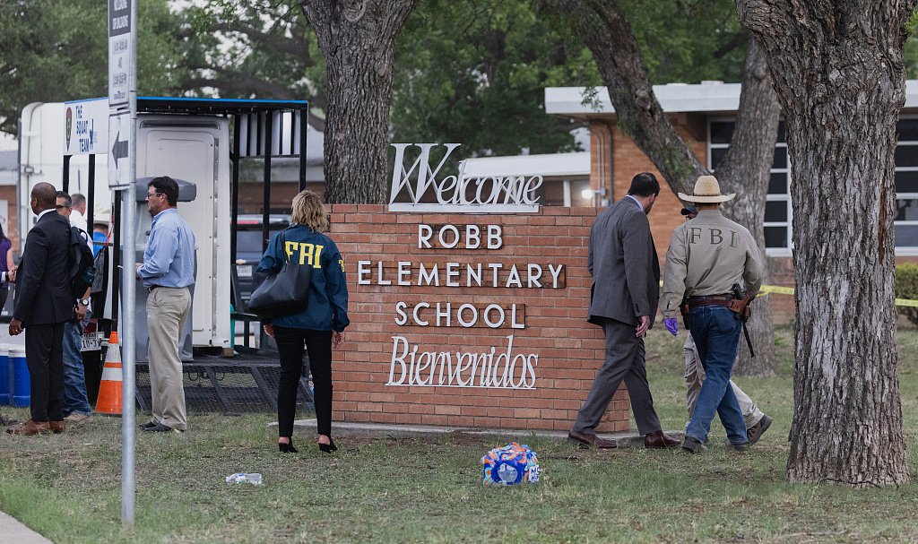 ارتفاع حصيلة قتلى اطلاق النار فى مدرسة تكساس إلى 21