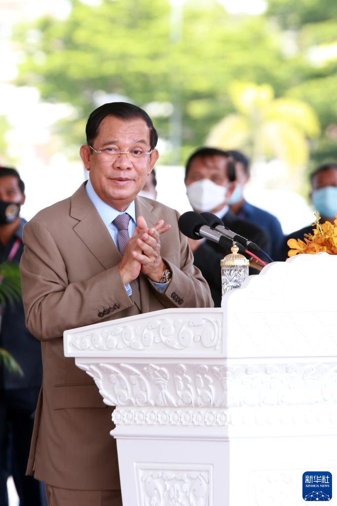 Vaksin Bantuan Tiongkok Gelombang Baru Tiba di Kamboja