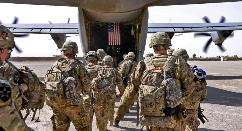 Pasukan AS Akan Tetap Berada di Afghanistan Hingga Semua Orang AS Ditarik dari Afghanistan