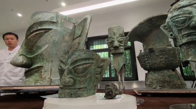謎めいた中国四川省の三星堆遺跡、新たに出土した国宝級文化財公開