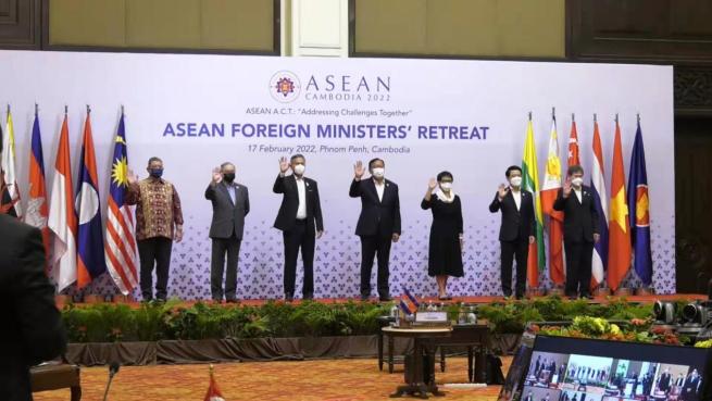 ASEAN非公式外相会議、プノンペンで開催