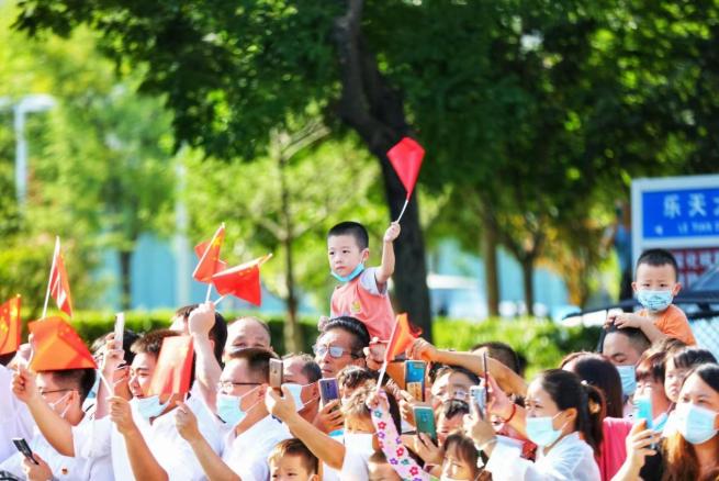 第14回中国全国運動会と全国特殊オリンピック運動会2回目の聖火リレーイベントが陝西省渭南市で開催