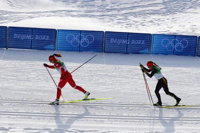 ＜北京冬季五輪＞クロスカントリー女子4×5キロリレー ROCが金メダル