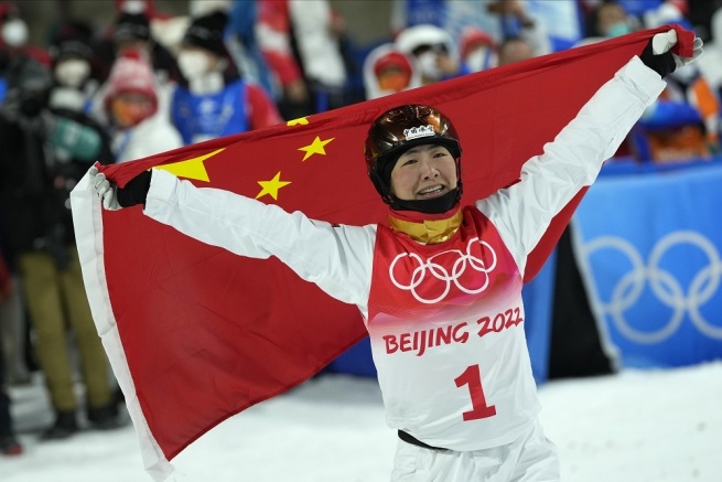 ＜北京冬季五輪＞フリースタイルスキー・エアリアル、徐夢桃選手が中国に5個目の金