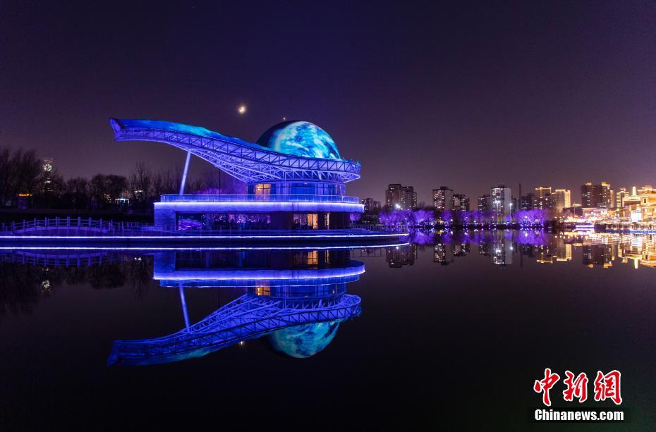 北京を美しく彩る亮馬河国際風情水岸_fororder_亮马桥1