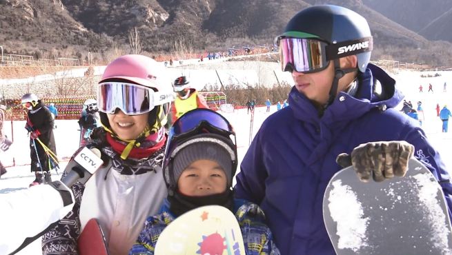 冬季五輪で中国スキー産業新たな高みに_fororder_滑雪.JPG