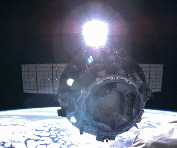 บันทึกการใช้ชีวิตในอวกาศ : นักบินอวกาศจีนชุด‘เสินโจว-13’เริ่มเก็บกระเป๋ากลับโลก