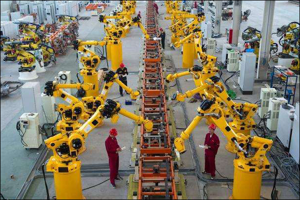 จีนเป็นประเทศบริโภคหุ่นยนต์อุตสาหกรรมรายใหญ่ที่สุดของโลก 8 ปีติดต่อกัน