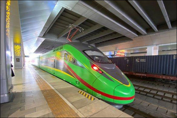 รถไฟจีน-ลาวเปิดบริการ 4 เดือน ขนส่งผู้โดยสารรวมแล้วกว่า 2 ล้านคน
