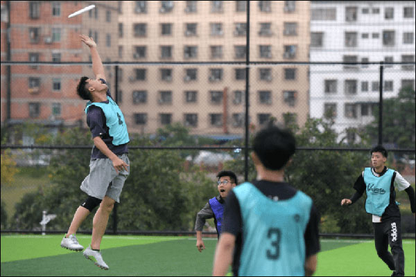 จานร่อนกลายเป็นกีฬากระแสแรงในกลุ่มหนุ่มสาวจีน