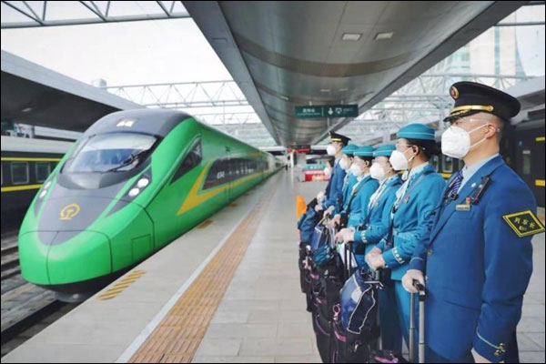 รถไฟจีน-ลาวต้อนรับ“ชุนยุ่น”ครั้งแรก