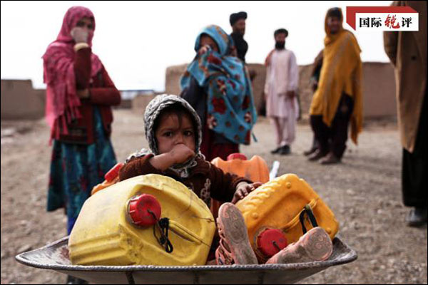 บทวิเคราะห์ : รัฐบาลสหรัฐฯ ยึดเงินช่วยชีวิตจากประชาชนอัฟกานิสถานเป็นเรื่องเลวร้าย