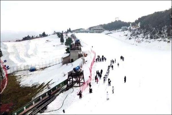 กีฬาบนหิมะและน้ำแข็งได้รับการเผยแพร่ในทั่วประเทศจีน